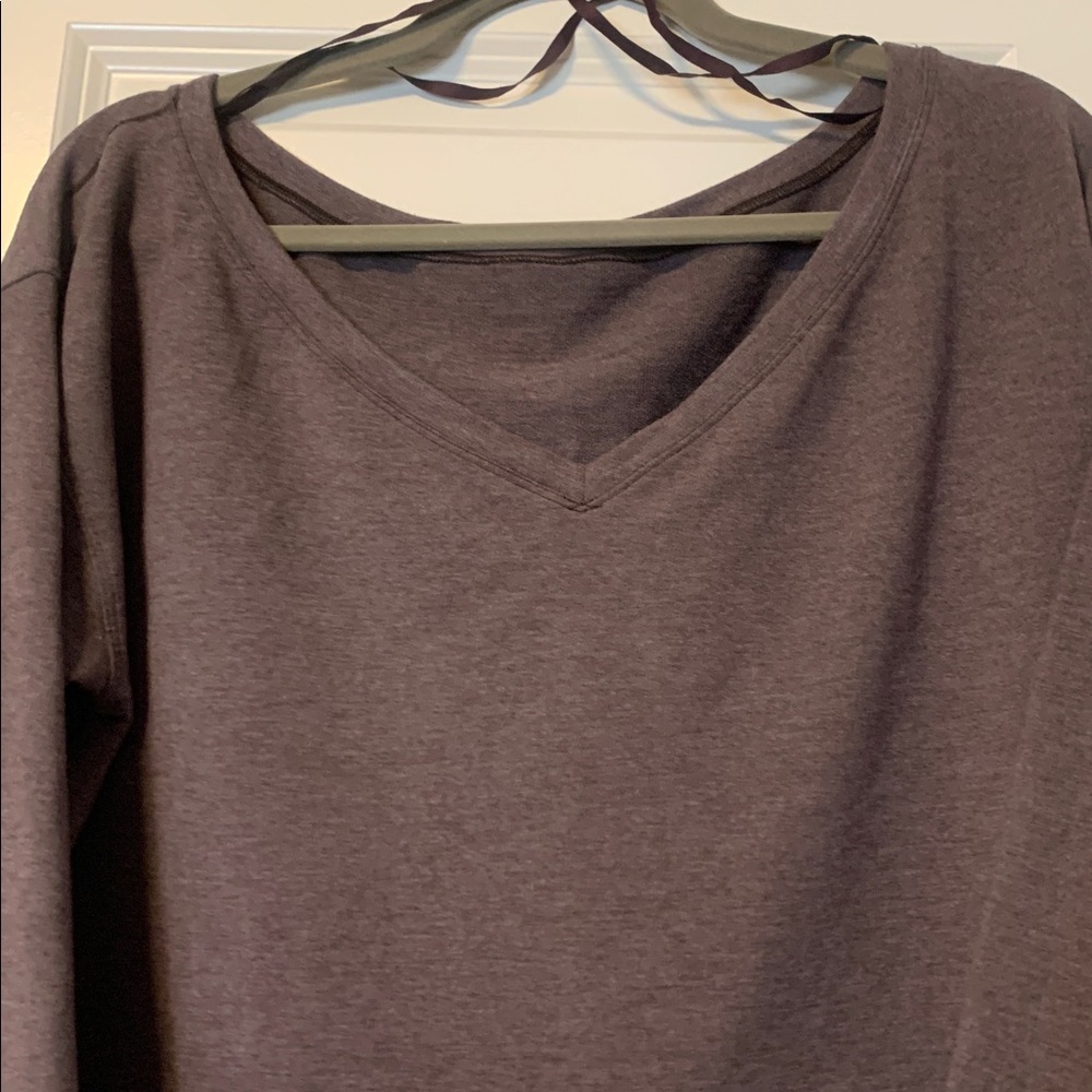 lululemon athletica Dark Brown Crop Top - Picture 3 of 5